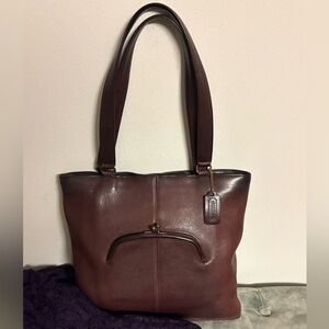 Vintage Coach Bonnie Cashin Leather Skinny Kisslock Tote/Handbag NYC #393-4307